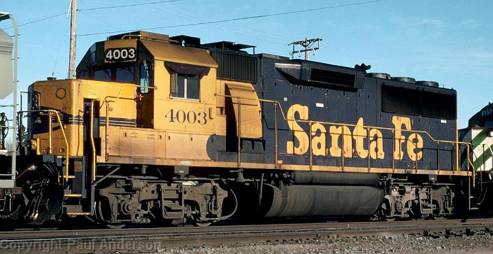 ATSF 4003 - GP60.jpg